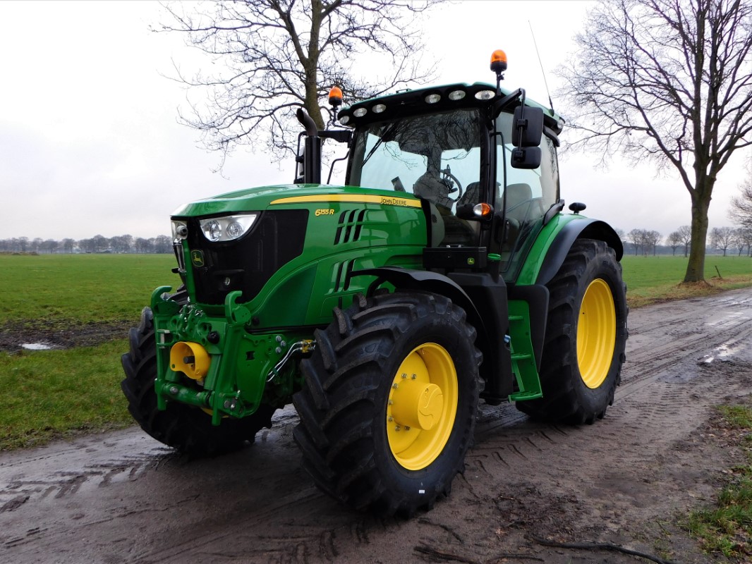 John Deere 6155R