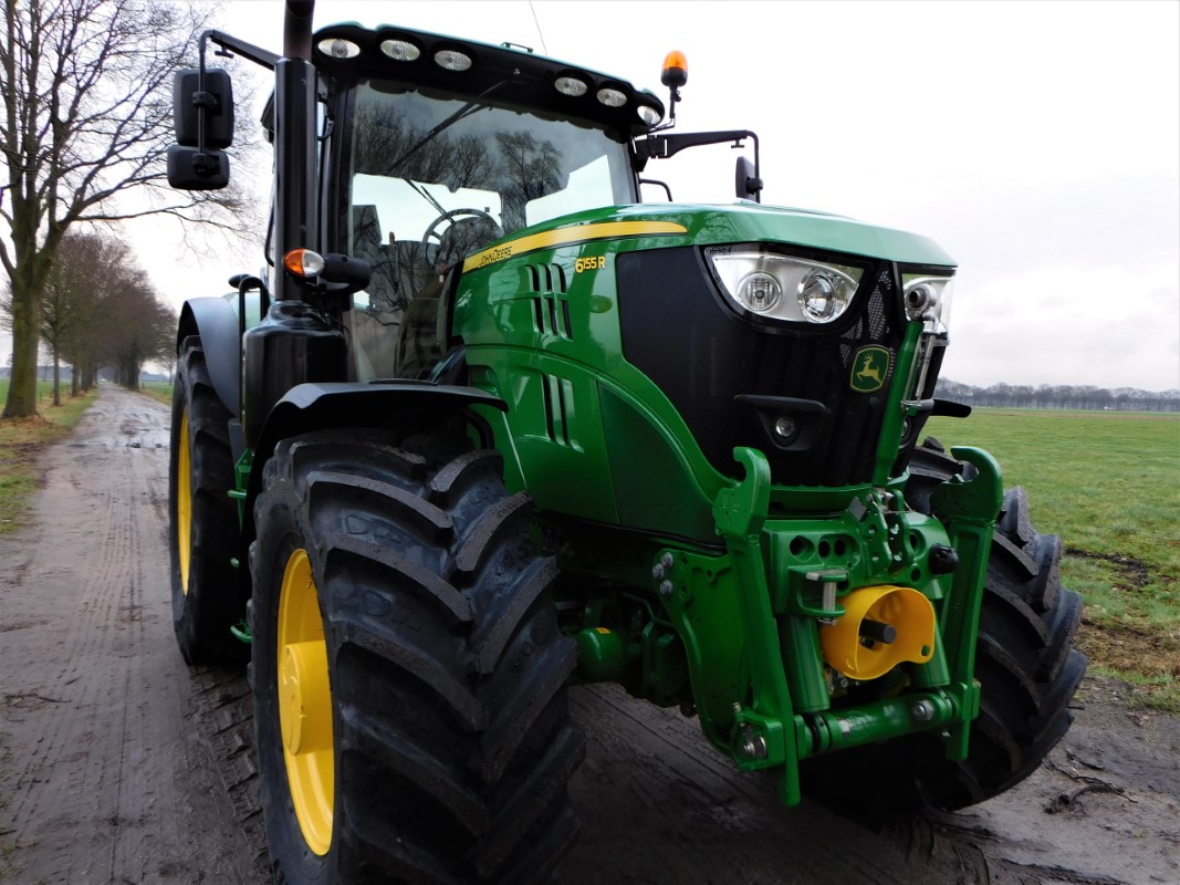 John Deere 6155R