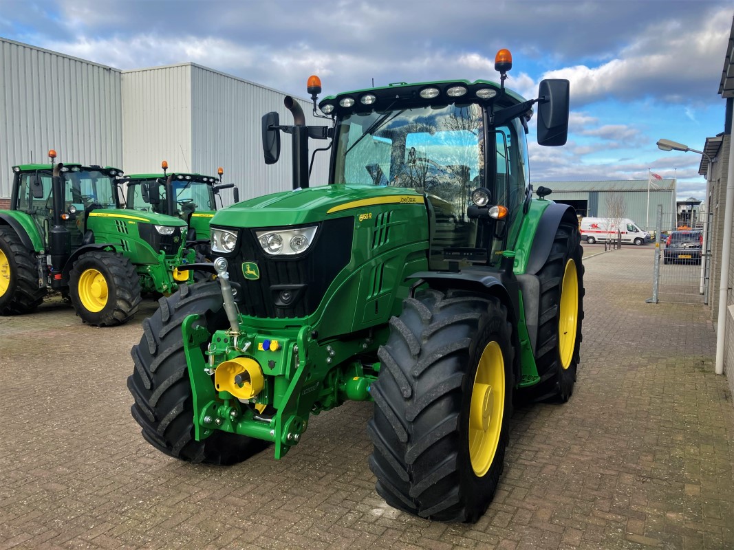 John Deere 6155R